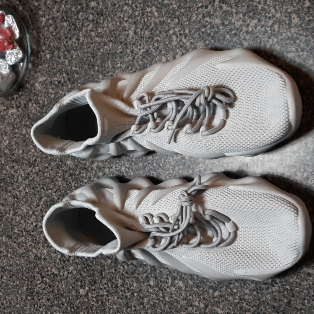 Mens Walking/Water sz 12 (47) - Picture 4 of 10